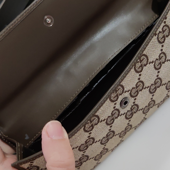 Vintage Gucci Long Wallet - Picture 6 of 11